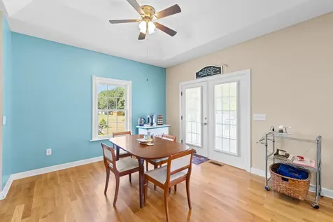 1705 Holly Avenue Grottoes VA 24441