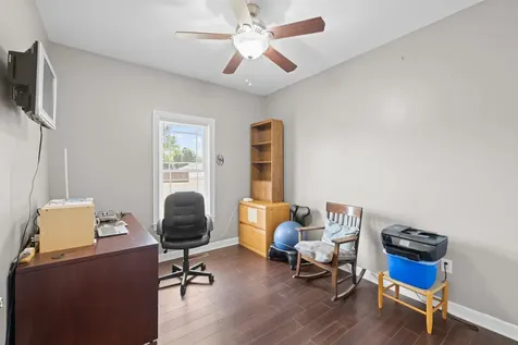 1705 Holly Avenue Grottoes VA 24441