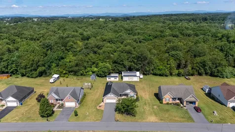 1705 Holly Avenue Grottoes VA 24441
