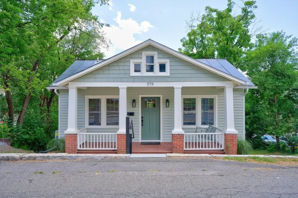 575 Hawkins Street Harrisonburg VA 22801