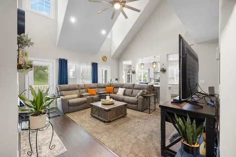 240 Claybrook Drive Waynesboro VA 22980