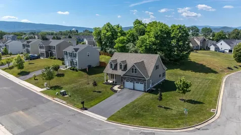240 Claybrook Drive Waynesboro VA 22980