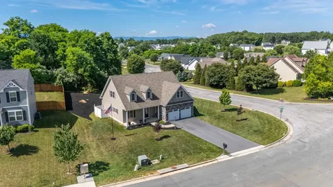 240 Claybrook Drive Waynesboro VA 22980