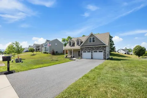 240 Claybrook Drive Waynesboro VA 22980