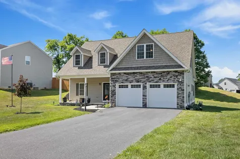 240 Claybrook Drive Waynesboro VA 22980