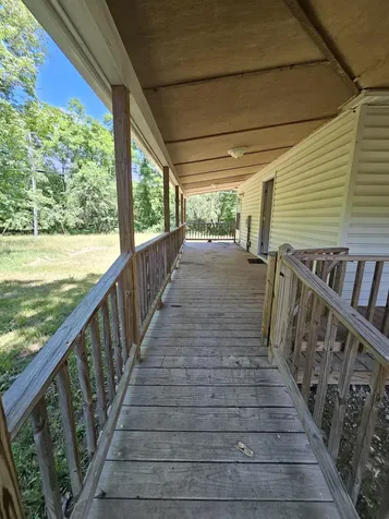 2105 Coles Mountain Road Hot Springs VA 24445
