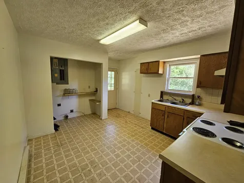 2105 Coles Mountain Road Hot Springs VA 24445