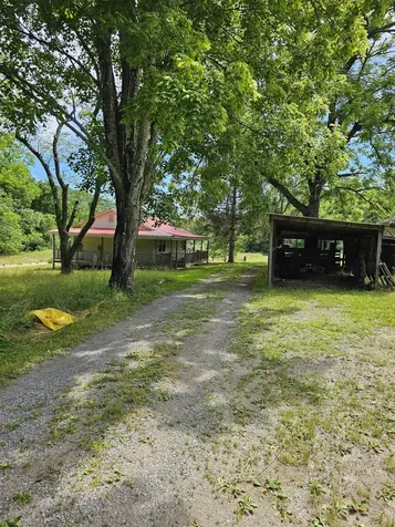 2105 Coles Mountain Road Hot Springs VA 24445