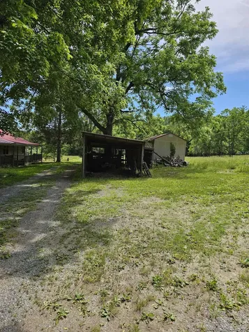 2105 Coles Mountain Road Hot Springs VA 24445