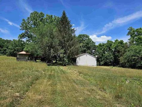 2105 Coles Mountain Road Hot Springs VA 24445