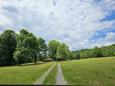 2105 Coles Mountain Road Hot Springs VA 24445