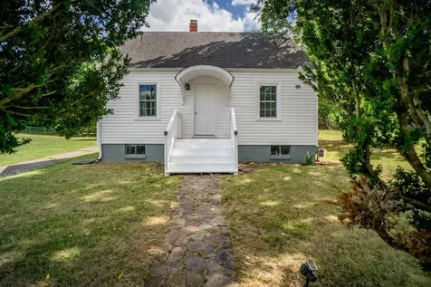 344 Mary Gray Lane Staunton VA 24401