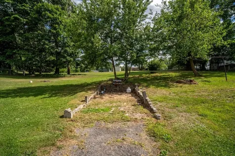 344 Mary Gray Lane Staunton VA 24401