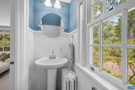 1868 Edgewood Lane Charlottesville VA 22903