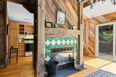 6602 Middlebrook Road Raphine VA 24459