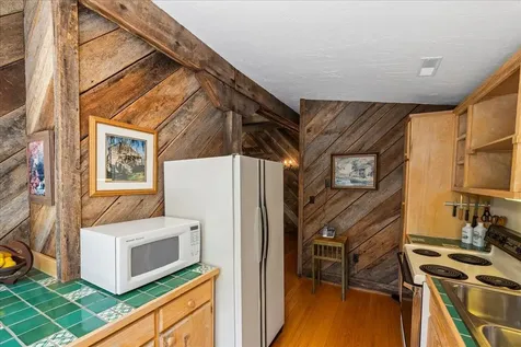 6602 Middlebrook Road Raphine VA 24459