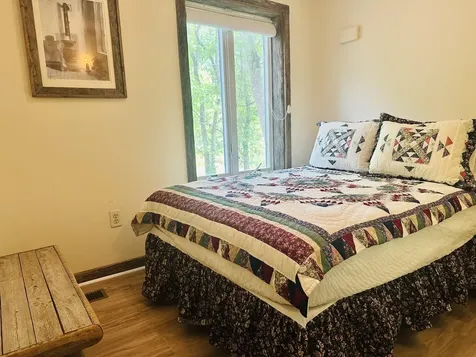 6602 Middlebrook Road Raphine VA 24459