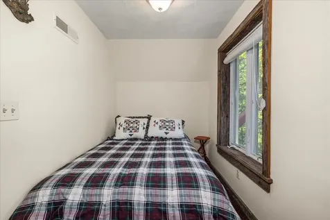 6602 Middlebrook Road Raphine VA 24459