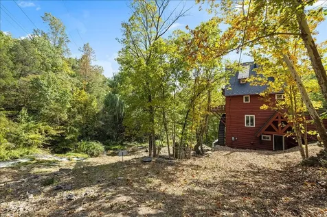 6602 Middlebrook Road Raphine VA 24459