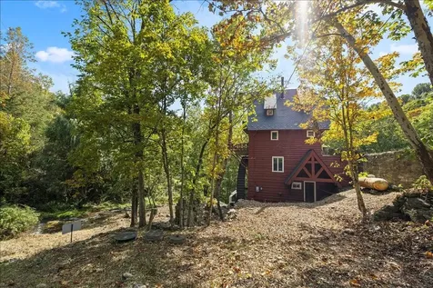 6602 Middlebrook Road Raphine VA 24459