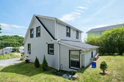 1620 Plunkett Street Staunton VA 24401