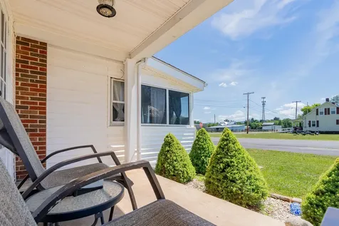 603 Gibbons Avenue Elkton VA 22827