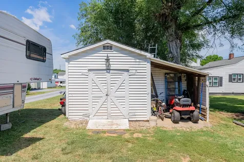 603 Gibbons Avenue Elkton VA 22827