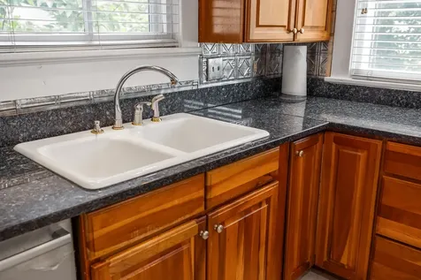 923 Augusta Street N Staunton VA 24401