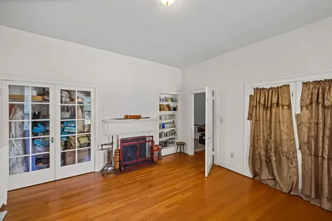 923 Augusta Street N Staunton VA 24401