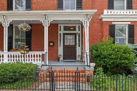 923 Augusta Street N Staunton VA 24401