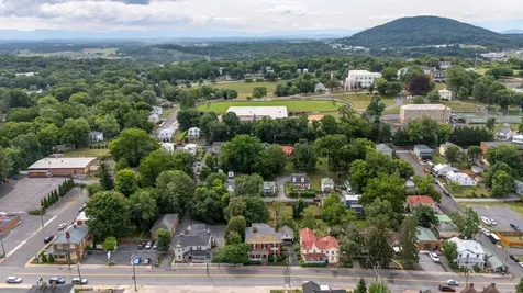 923 Augusta Street N Staunton VA 24401