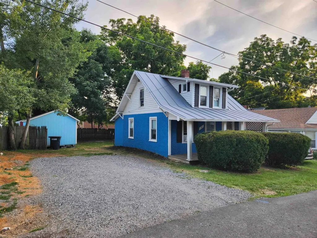 19 Weaver Avenue W Harrisonburg VA 22801