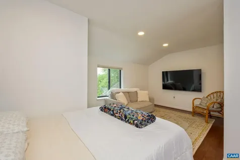 1067 Highland Drive Charlottesville VA 22901