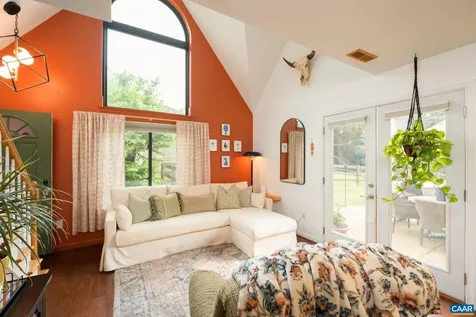 1067 Highland Drive Charlottesville VA 22901