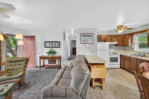 229 1st Street Broadway VA 22815
