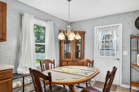 229 1st Street Broadway VA 22815