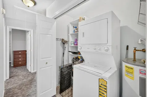 229 1st Street Broadway VA 22815