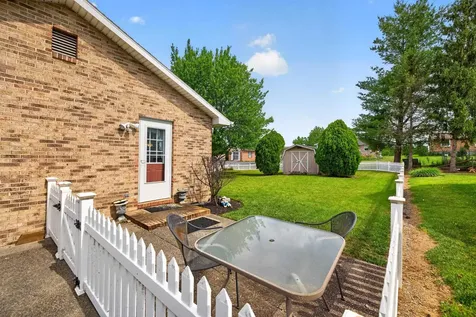 229 1st Street Broadway VA 22815
