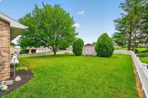 229 1st Street Broadway VA 22815