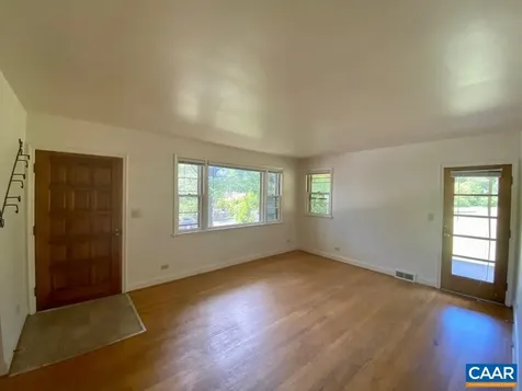 912 Saint Charles Avenue Charlottesville VA 22901