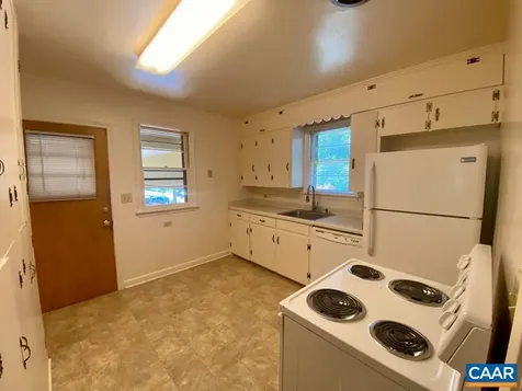 912 Saint Charles Avenue Charlottesville VA 22901