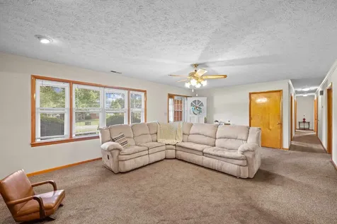 15 York Avenue Stuarts Draft VA 24477