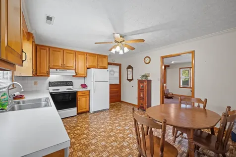 15 York Avenue Stuarts Draft VA 24477