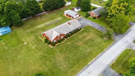 15 York Avenue Stuarts Draft VA 24477