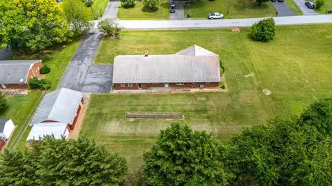 15 York Avenue Stuarts Draft VA 24477