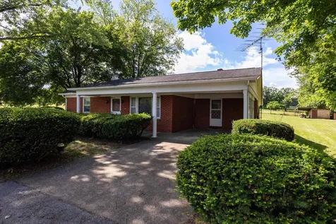 2275 Us Hwy 211 W Luray VA 22835