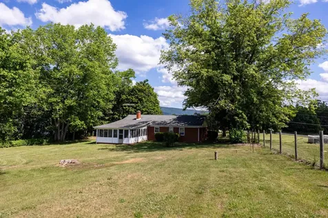 2275 Us Hwy 211 W Luray VA 22835