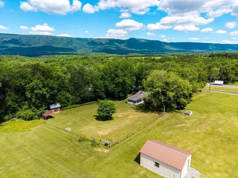 2275 Us Hwy 211 W Luray VA 22835
