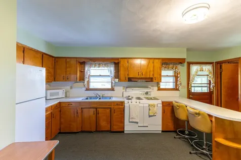 2275 Us Hwy 211 W Luray VA 22835