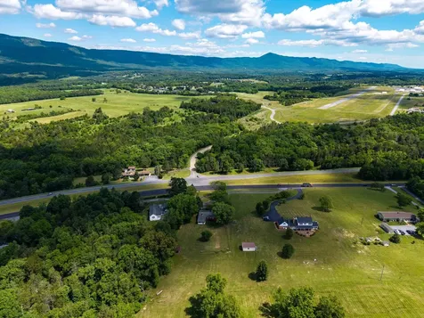 2275 Us Hwy 211 W Luray VA 22835